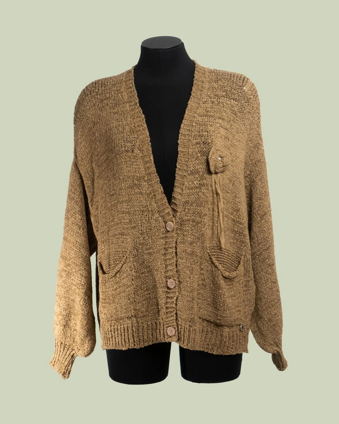 Cardigan Oversize in Maglia con Accessorio Gioiello – ECO